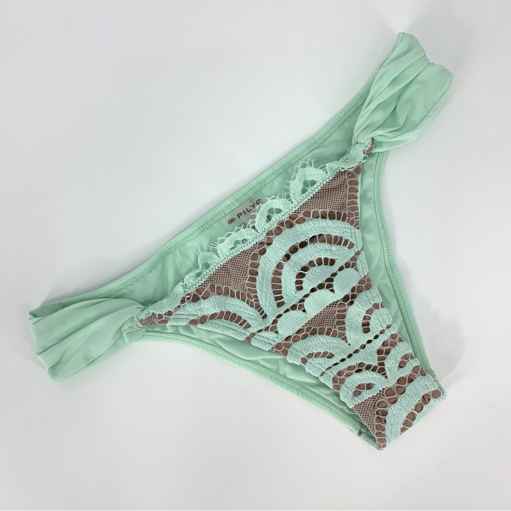 Pilyq NWT Azura Lace Fanned Teeny Bikini Bottom, Medium